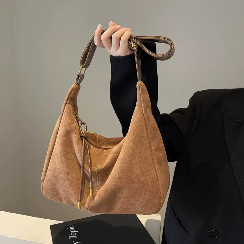 Nouveaux sacs à main pour femmes, tendance rétro, grande capacité, sac à bandoulière en cuir PU, sac à main polyvalent pour l'automne et l'hiver, sac à main pour les trajets quotidiens