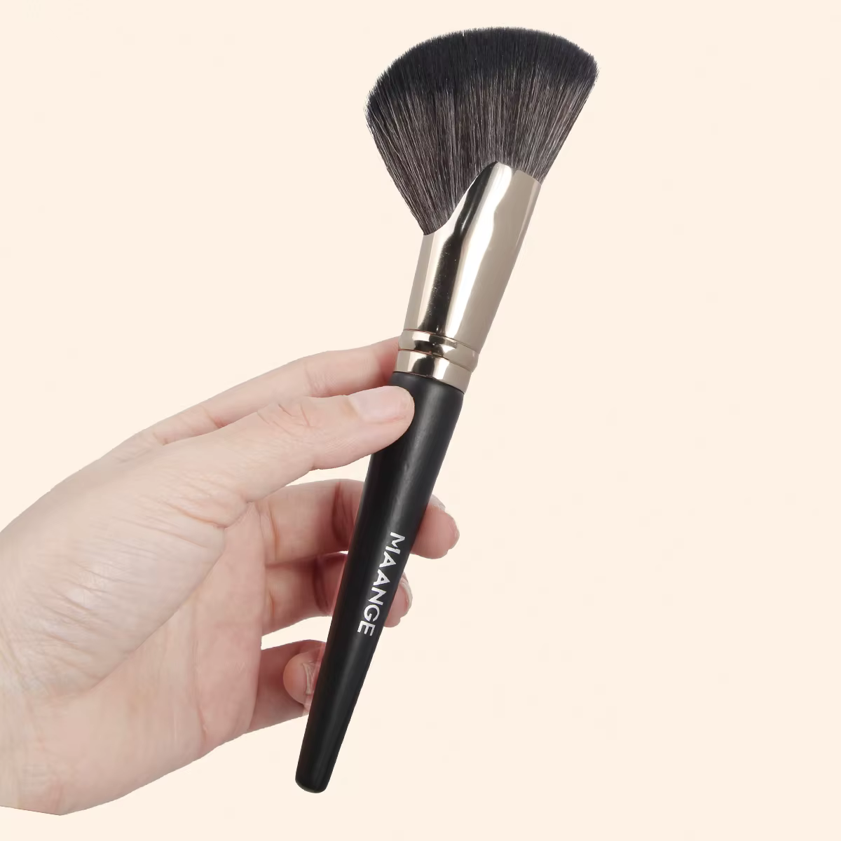 MAANGE Pinceau de maquillage coudé