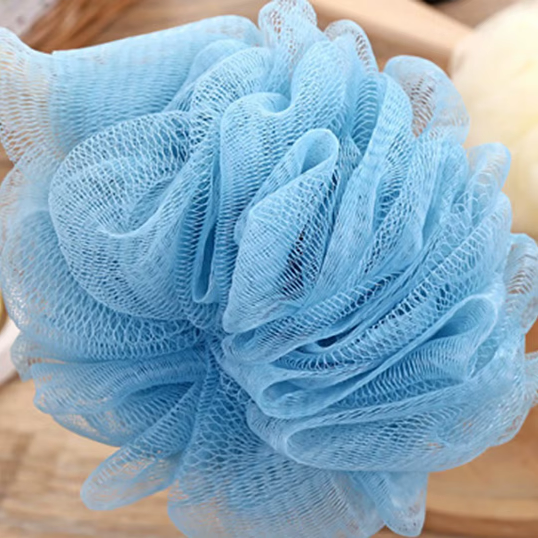 Brosse de bain avec manche en bois