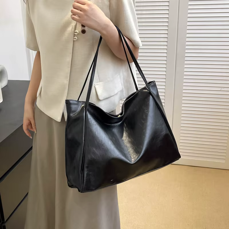 Sac fourre-tout pour femme, pochette sous le bras tendance, grande capacité, sac à bandoulière en cuir PU souple, sac rétro à porter en travers du corps, sacs seau décontractés et portables