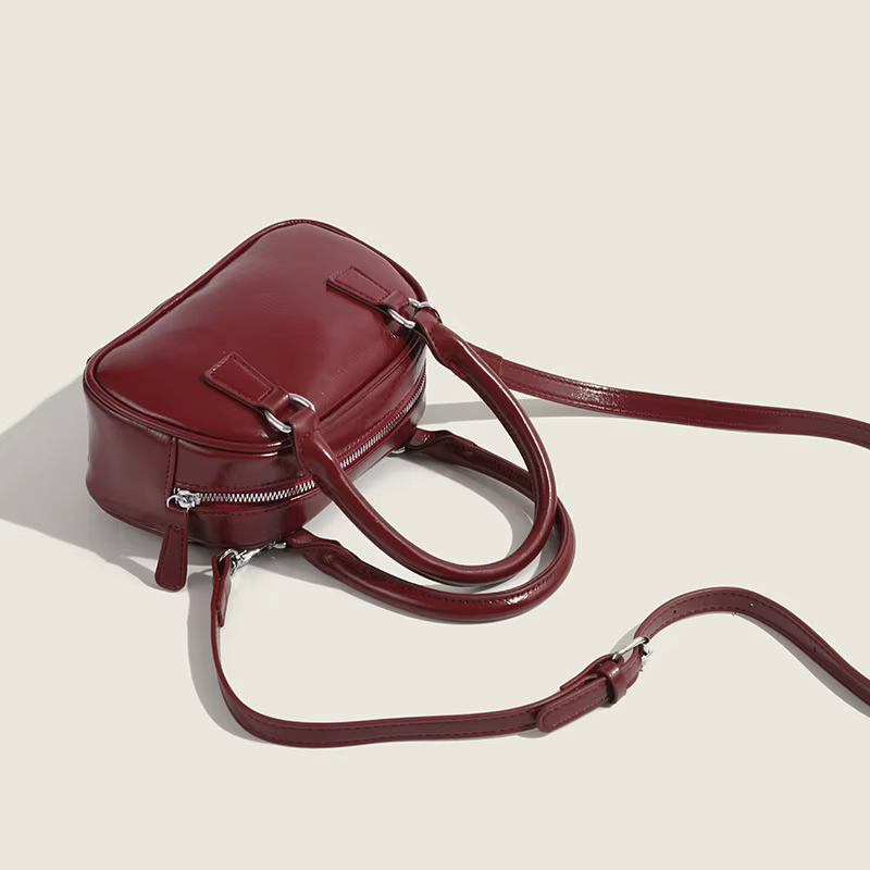 Sac bandoulière rouge pour femme, version coréenne, petit sac carré de luxe, style vintage en PU