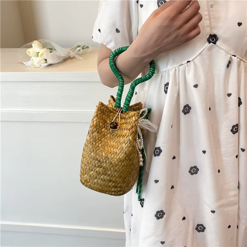 Sac tissé en paille fait à la main pour fille, panier d'été tissé à la mode pour voyage, sac pour téléphone portable
