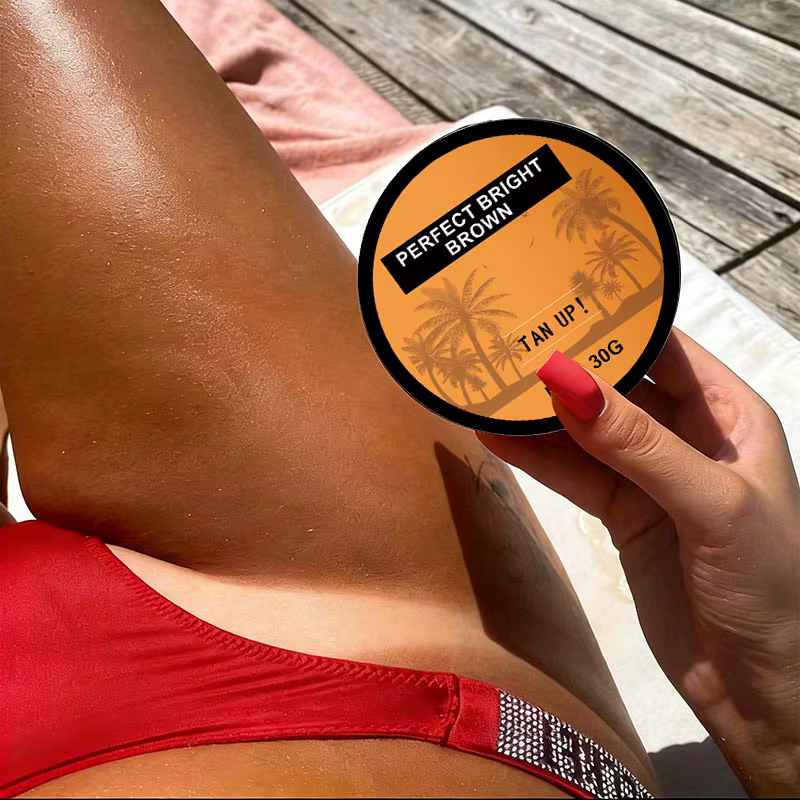 Crème auto-bronzante estivale sans soleil pour le visage et le corps