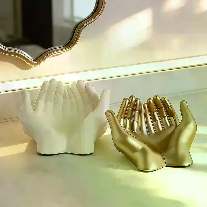 Ornement de bijouterie portatif de couleur crème, un objet de rangement et de décoration haut de gamme pour la maison, la chambre, la table de maquillage ou le bureau
