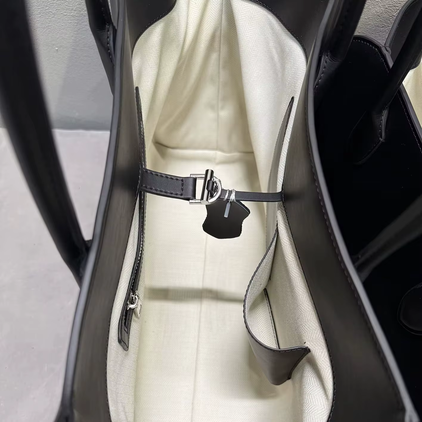 Sac à main en cuir véritable pour femme, grande capacité, souple et durable, avec bandoulière amovible, à porter en bandoulière