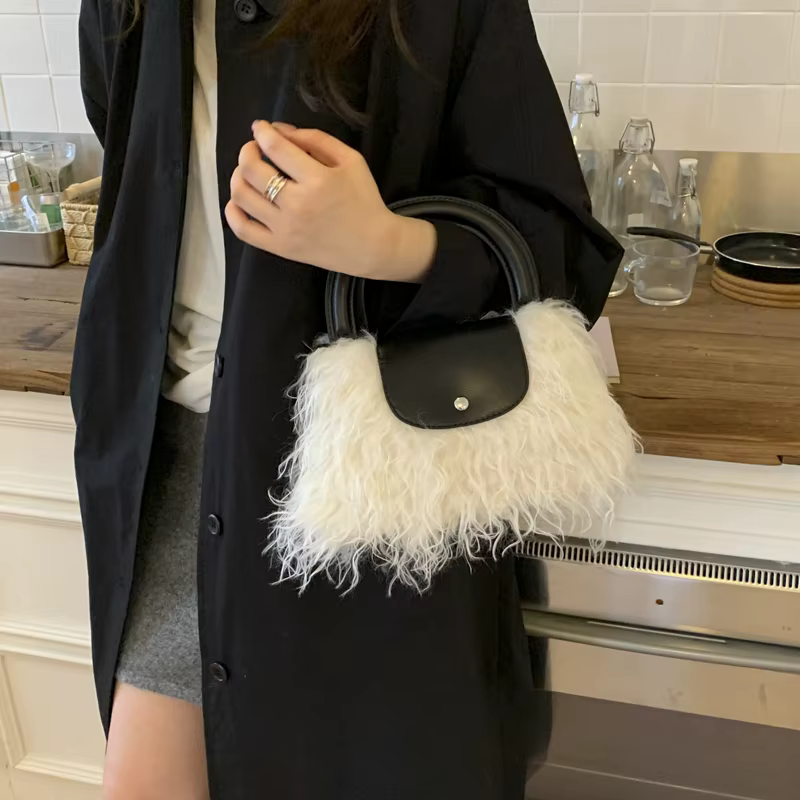 Sac à main en peluche douce pour femmes, pochette de styliste en fausse fourrure moelleuse, petit fourre-tout de luxe, sacs à bandoulière polyvalents