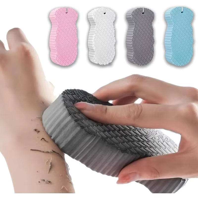 La boule de bain exfoliante ultra-douce est un nettoyant corporel réutilisable conçu pour un nettoyage en profondeur et l'élimination des peaux mortes.