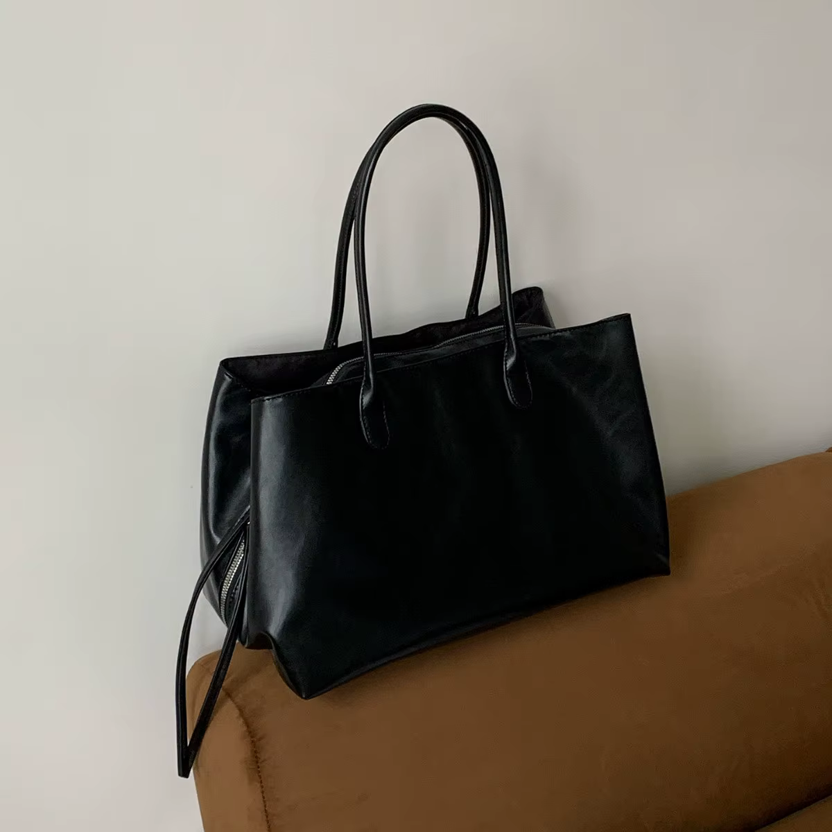 Sacs à main pour femmes, grande capacité, sac à bandoulière en cuir PU pour dames, sacs fourre-tout de grande taille, design de marque, sac de bureau pour les trajets quotidiens, Bolsa