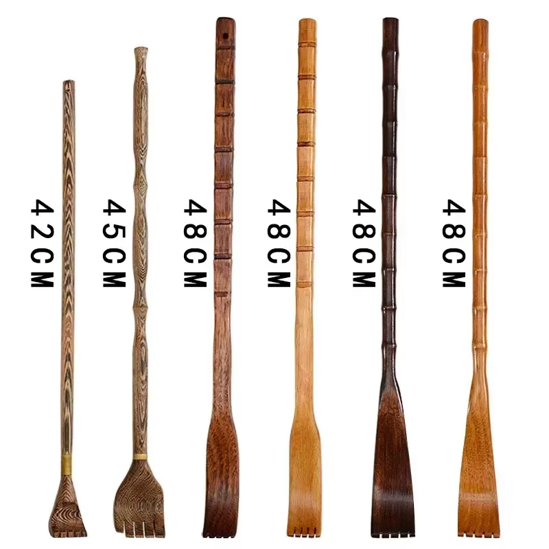 Gratte-dos en bois à Long manche