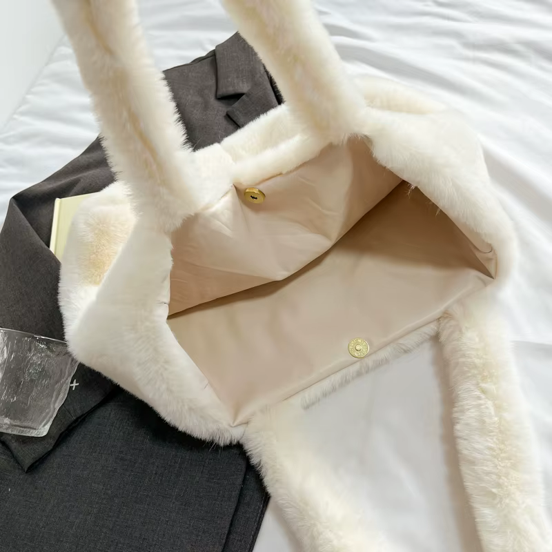 Velours couleur unie moraillon concis fourre-tout décontracté 2025 hiver doux Simple sacs de haute qualité Durable polyvalent déplacements sacs à bandoulière