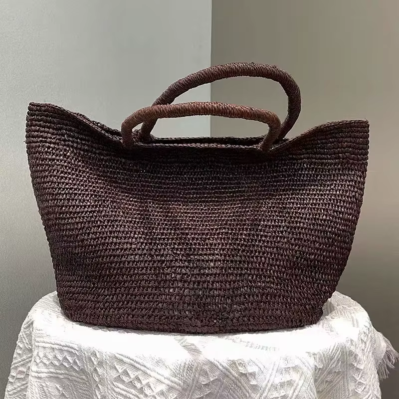 Sac à main en rotin fait main, nouveau style, sac bandoulière polyvalent grande capacité pour femme, style décontracté et professionnel, à porter sous le bras