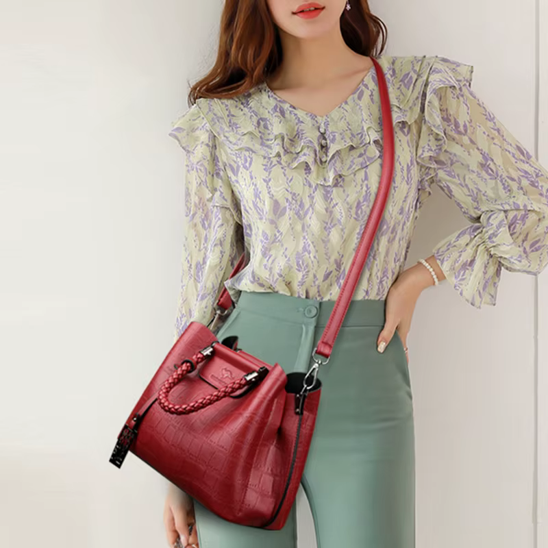 Sacs à Main en cuir véritable pour femmes, sacs à bandoulière tricotés à la main, fourre-tout de styliste à motif de pierre, 2023