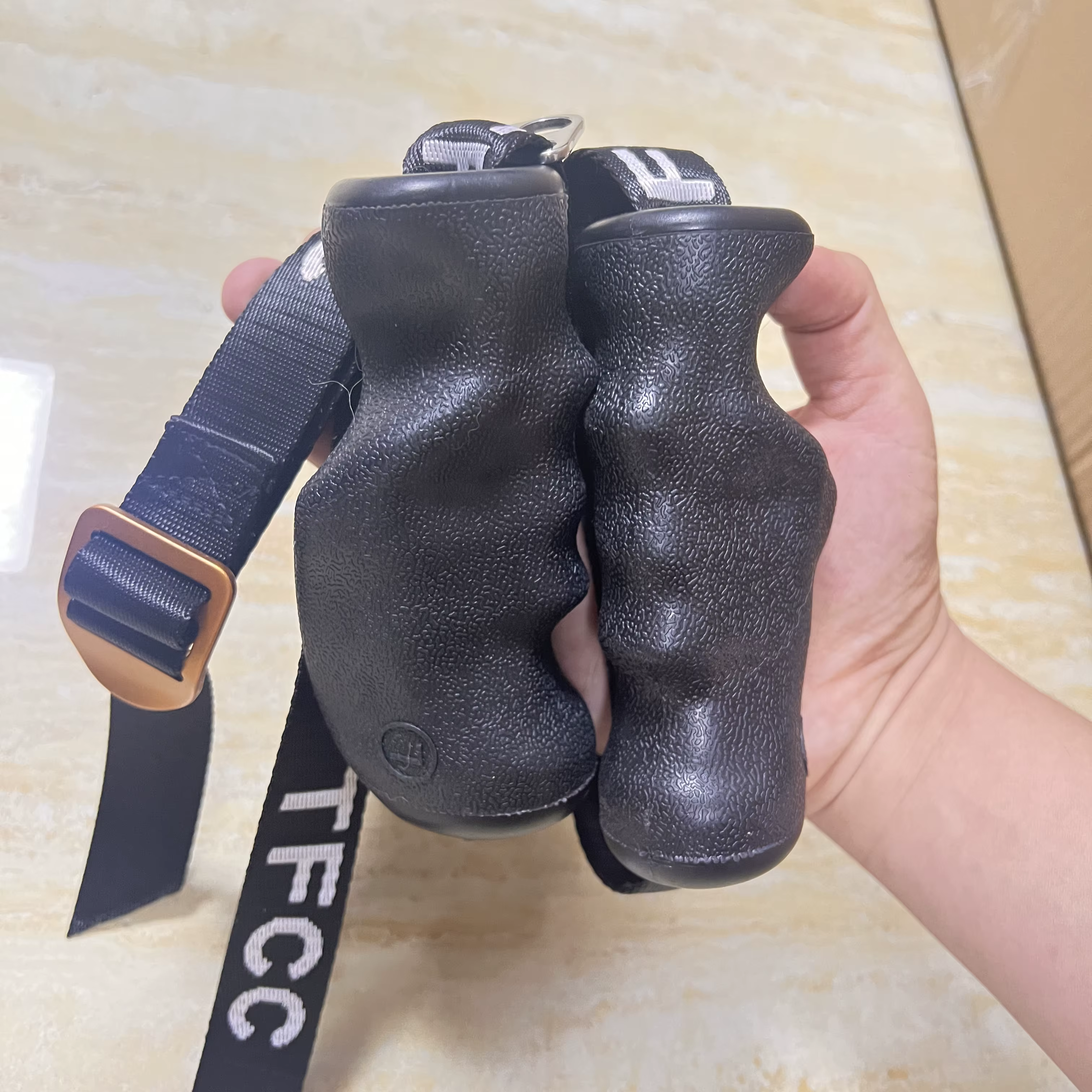 Poignée de lutte pour bras – Version main droite/gauche – Fixation de poulie à poignée ergonomique professionnelle pour biceps et force du poignet