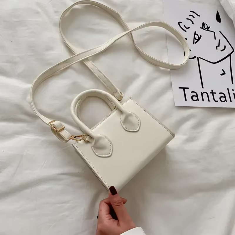 Femme petit sac carré nouveau populaire rétro Mini sacs à main littéraire foules épaule messager femme sac sacs pour femmes sac à main