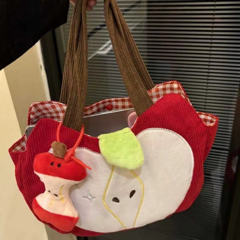 Sac à main pomme rouge créatif et mignon en velours côtelé, sac à bandoulière élégant en toile pour les sorties avec pendentif pomme, sac à bandoulière décontracté et polyvalent