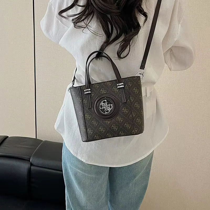 Sac fourre-tout tendance haut de gamme grande capacité, style minimaliste vintage pour femme avec logo lettre à la mode – Le meilleur