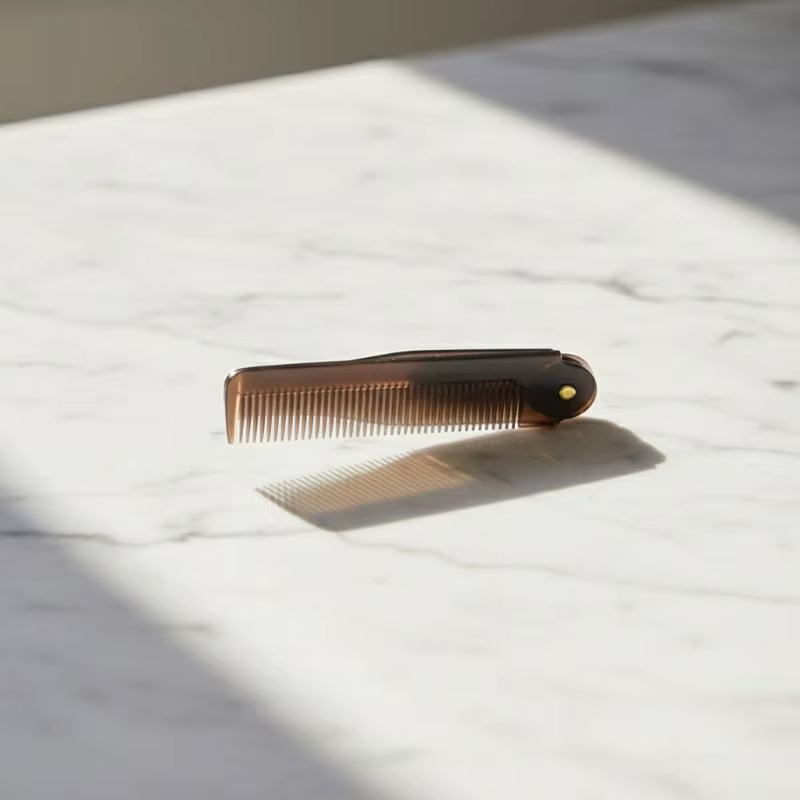 Peigne de poche pliable pour hommes