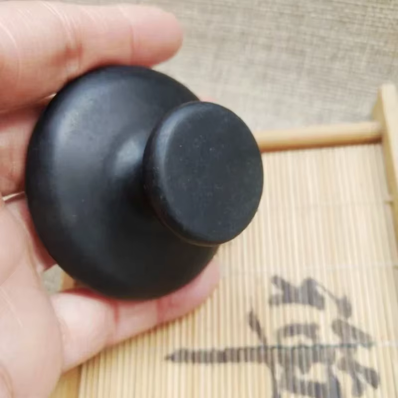 1 pierre brute noire huile de Massage en forme de champignon Spa pierre d'énergie pour le corps Massage du visage pierre rasage dos masseur