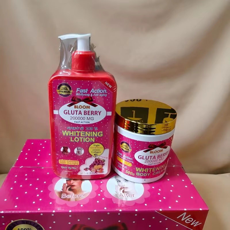 Lotion corporelle éclaircissante à action rapide Bloom Gluta Berry 200000Mg
