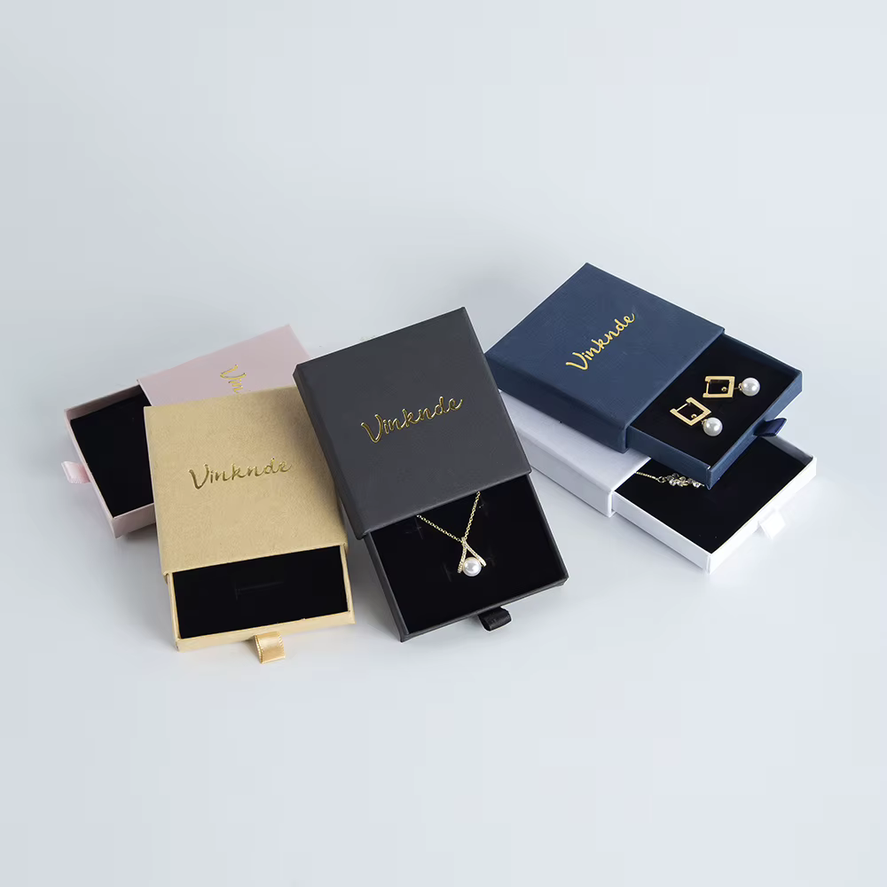 Boîte à bijoux avec Logo personnalisé, tiroirs coulissants, boucles d'oreilles, colliers, Bracelets, boîte d'emballage de bijoux, mallette de rangement, petites boîtes à bijoux de voyage