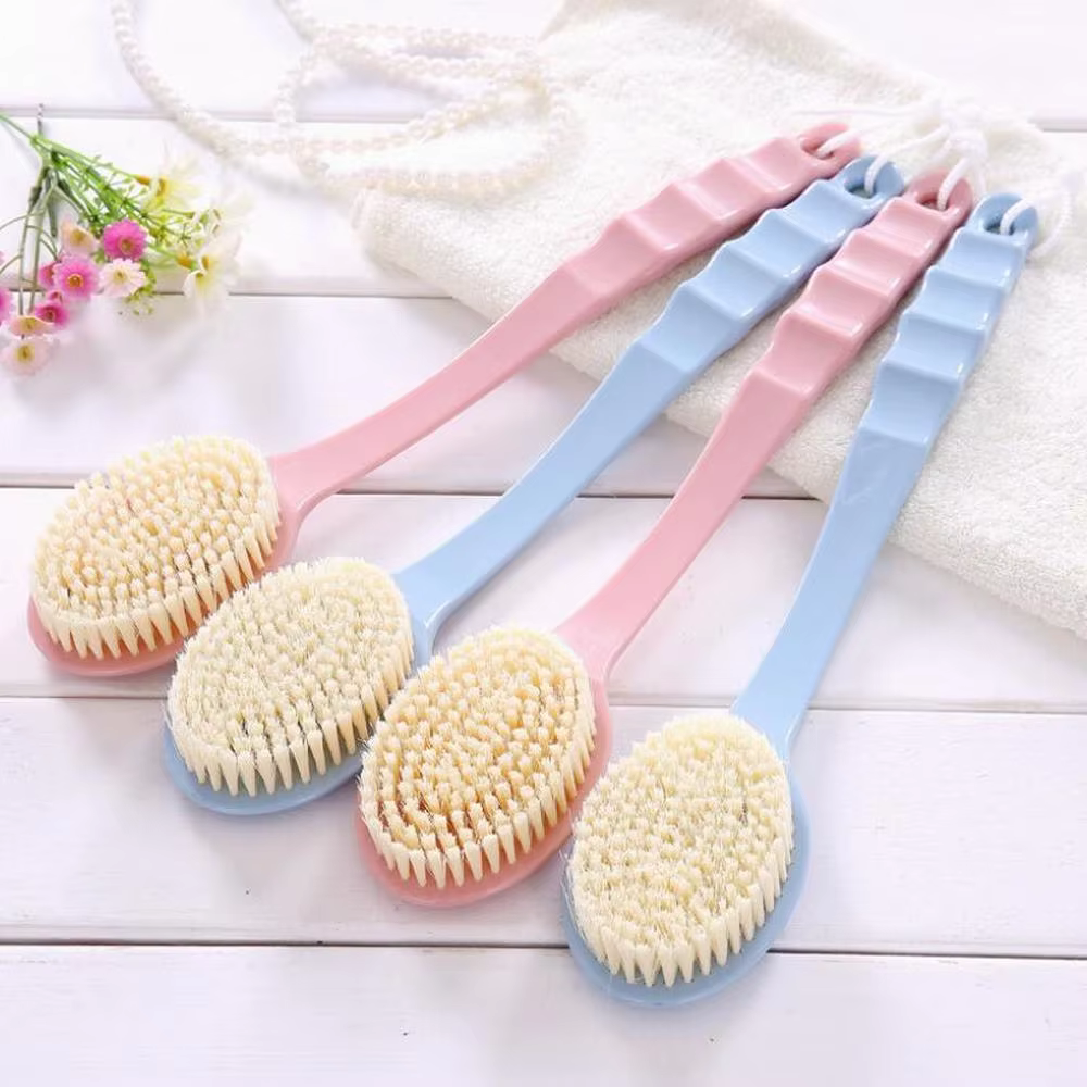 Brosse de bain à long manche pour épurateur de corps doux