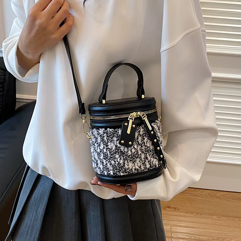Nouveau Mini petit sac femmes concepteur agneau laine sac à main marque de luxe épaule fourre-tout dame mode seau sac à bandoulière fermeture éclair sac à main