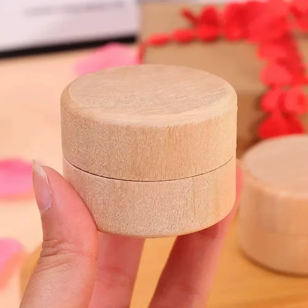 Nouvelle boîte en bois naturel