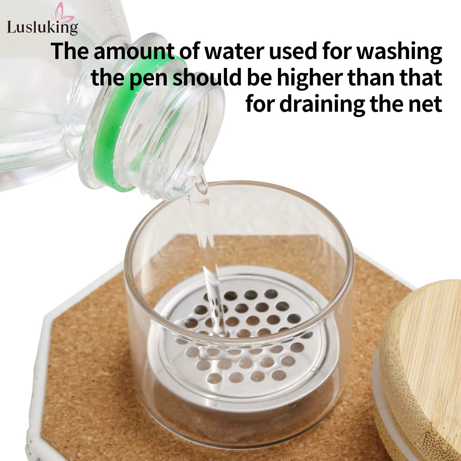 Tasse de nettoyage de brosse à ongles