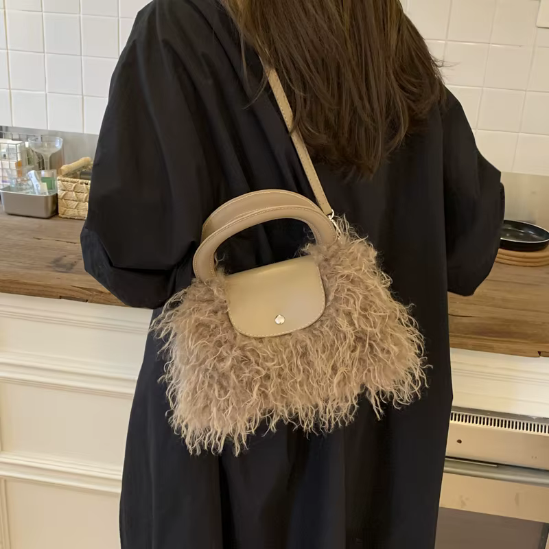 Sac à main en peluche douce pour femmes, pochette de styliste en fausse fourrure moelleuse, petit fourre-tout de luxe, sacs à bandoulière polyvalents