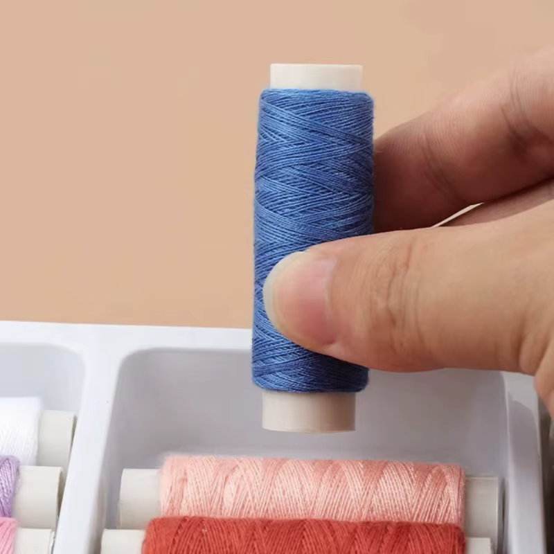 1 lot de 24/20 rouleaux de fil à coudre en polyester 402 de 81M pour usage manuel et mécanique, 400 yards, fil à broder pour bricolage, point de croix