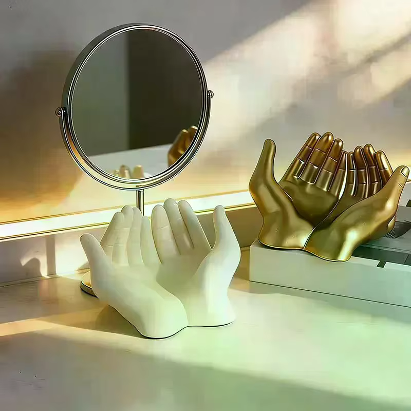 Ornement de bijouterie portatif de couleur crème, un objet de rangement et de décoration haut de gamme pour la maison, la chambre, la table de maquillage ou le bureau
