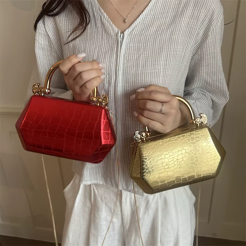Sacs à main pour femmes 2026 – Pochettes tendance dorées géométriques mini-boîte – Sac de soirée bandoulière