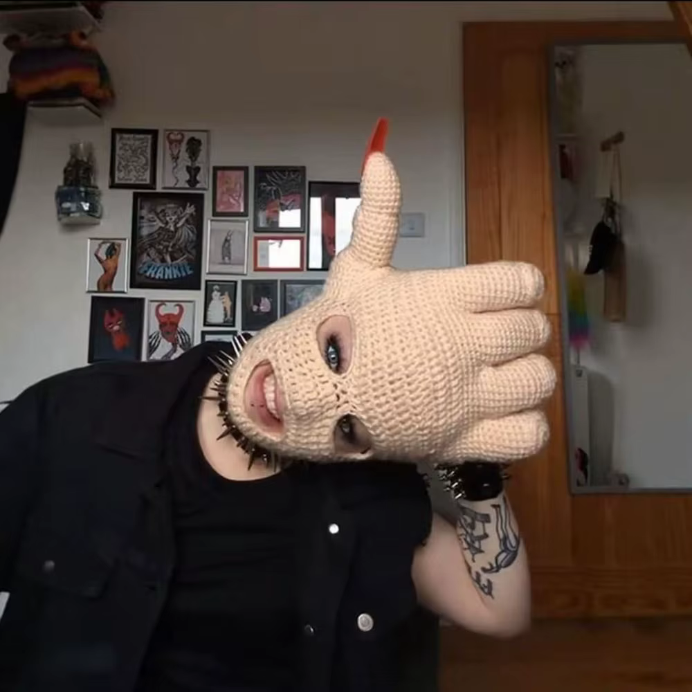 Couvre-tête en crochet en forme de paume, fait main, design amusant, accessoire de farce, chapeau créatif abstrait, nouveauté, masque facial en crochet
