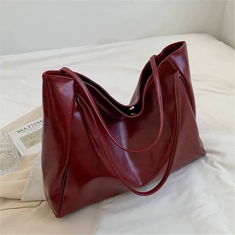 Sac fourre-tout pour femmes, sac à bandoulière en cuir souple de grande capacité, sac à main rétro décontracté, parfait pour les déplacements, sac de voyage