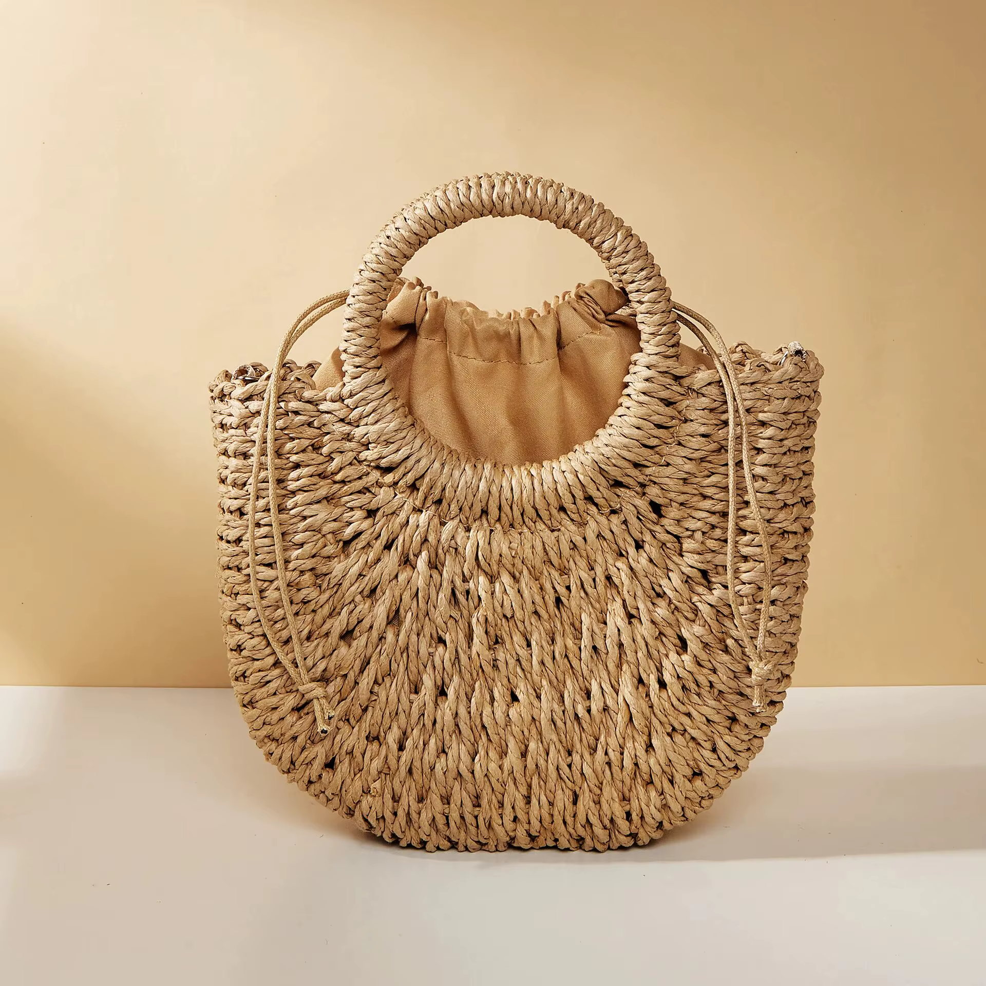 Tissé à la main en paille rotin demi-lune plage sac à main grande capacité femmes été évider Crossbody sac à bandoulière