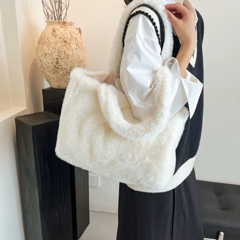 Velours couleur unie moraillon concis fourre-tout décontracté 2025 hiver doux Simple sacs de haute qualité Durable polyvalent déplacements sacs à bandoulière